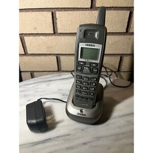 Uniden 5.8 GHz Cordless Phone with Charging Base and Power Adapter-Tested